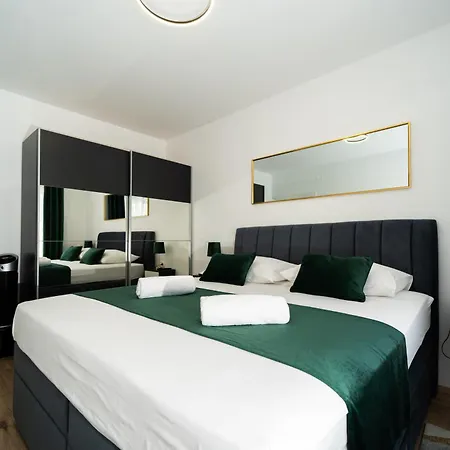 Villa Aria With A Private Heated Pool Debeljak