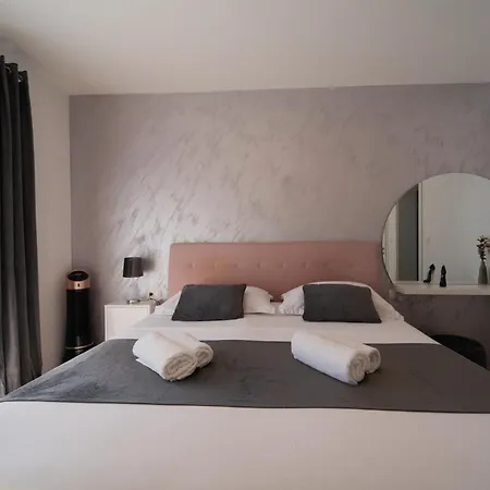 Aria With A Private Heated Pool * Debeljak