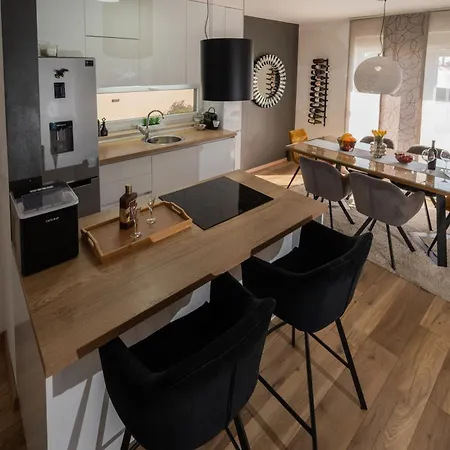 Aria With A Private Heated Pool Villa Debeljak