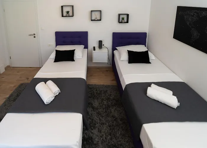 Aria With A Private Heated Pool Вилла Debeljak