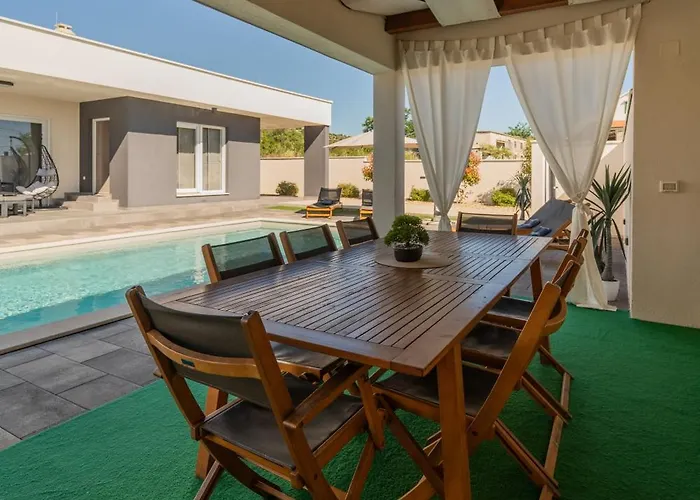 Вилла Aria With A Private Heated Pool *