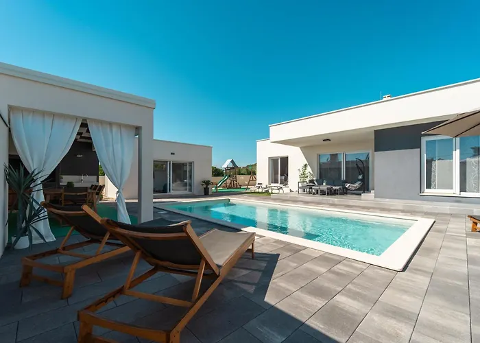 Вилла Aria With A Private Heated Pool *